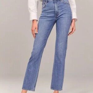 Curve Love Ultra High Rise Ankle Straight Jean